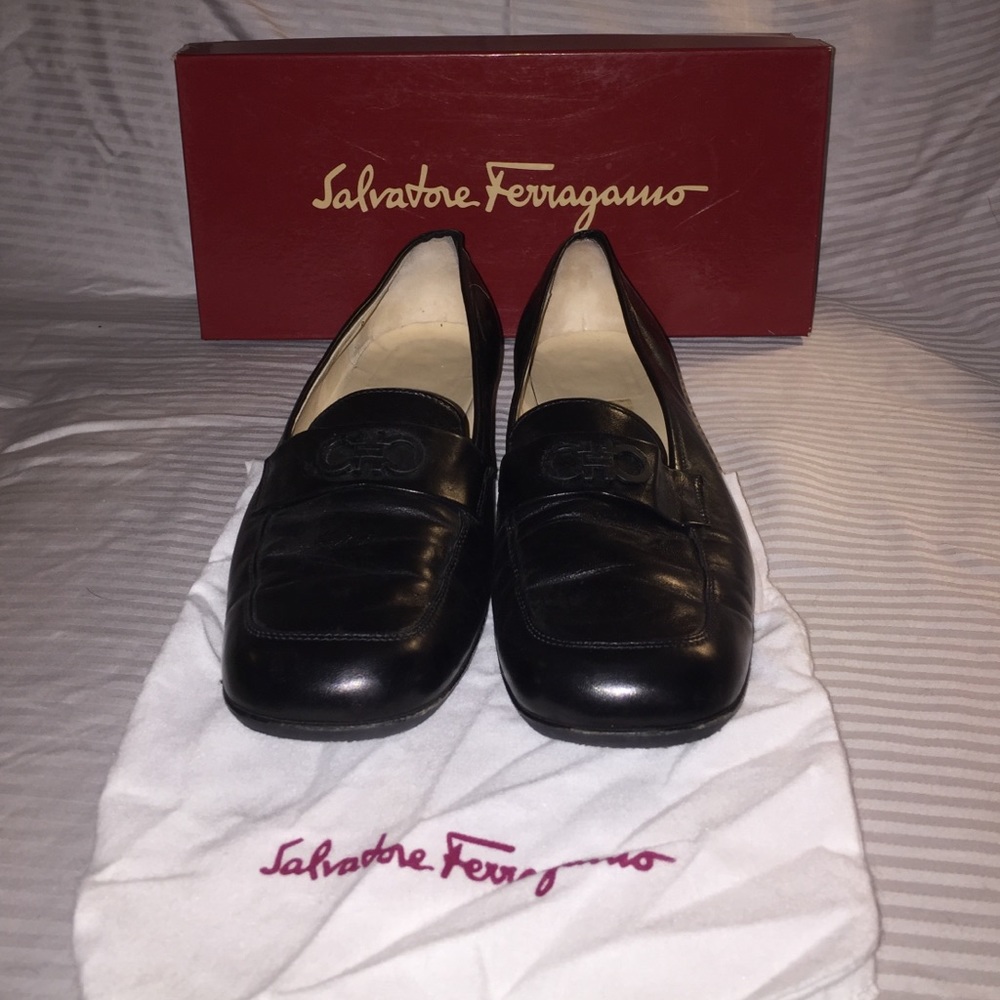 Salvatore Ferragamo Nero Nappa Size 11 Loafers
